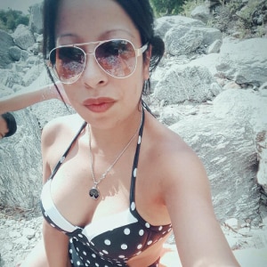Coral, mature asian woman from Tom